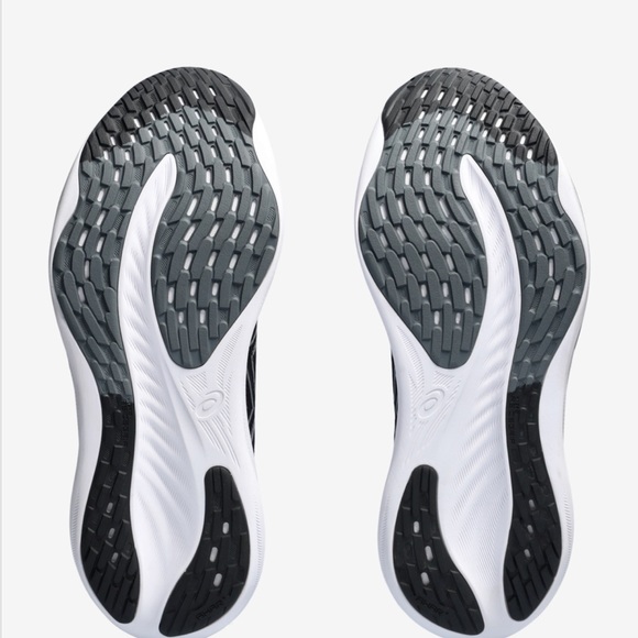 ASICS Mens Gel-Nimbus 26 Black/white Running Shoes - Picture 5 of 7